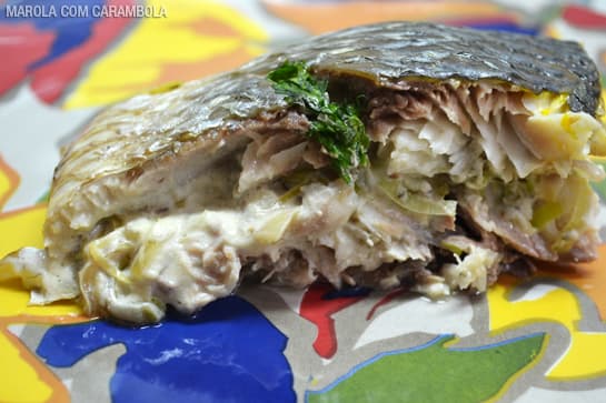 Tainha Recheada com Alho-Poró e Creme de Ricota