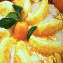 Bolo de Tangerina com Calda de Caramelo