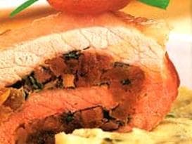 Picanha suina recheada com damascos e ervas