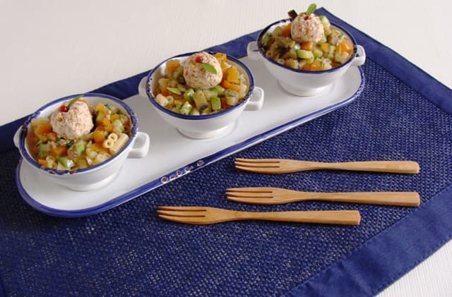 Macarrão com Mix de Vegetais e Coalhada Seca