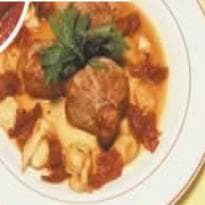 Filé de Cordeiro com Molho de Tomate Seco e Mozzarella