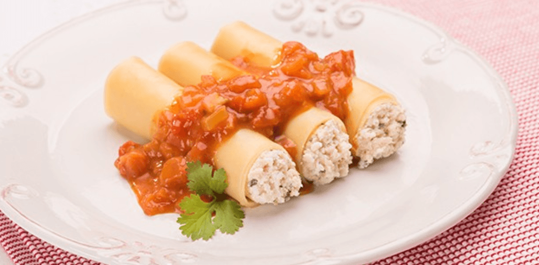 Canelone Recheado com Ricota e Peito de Peru