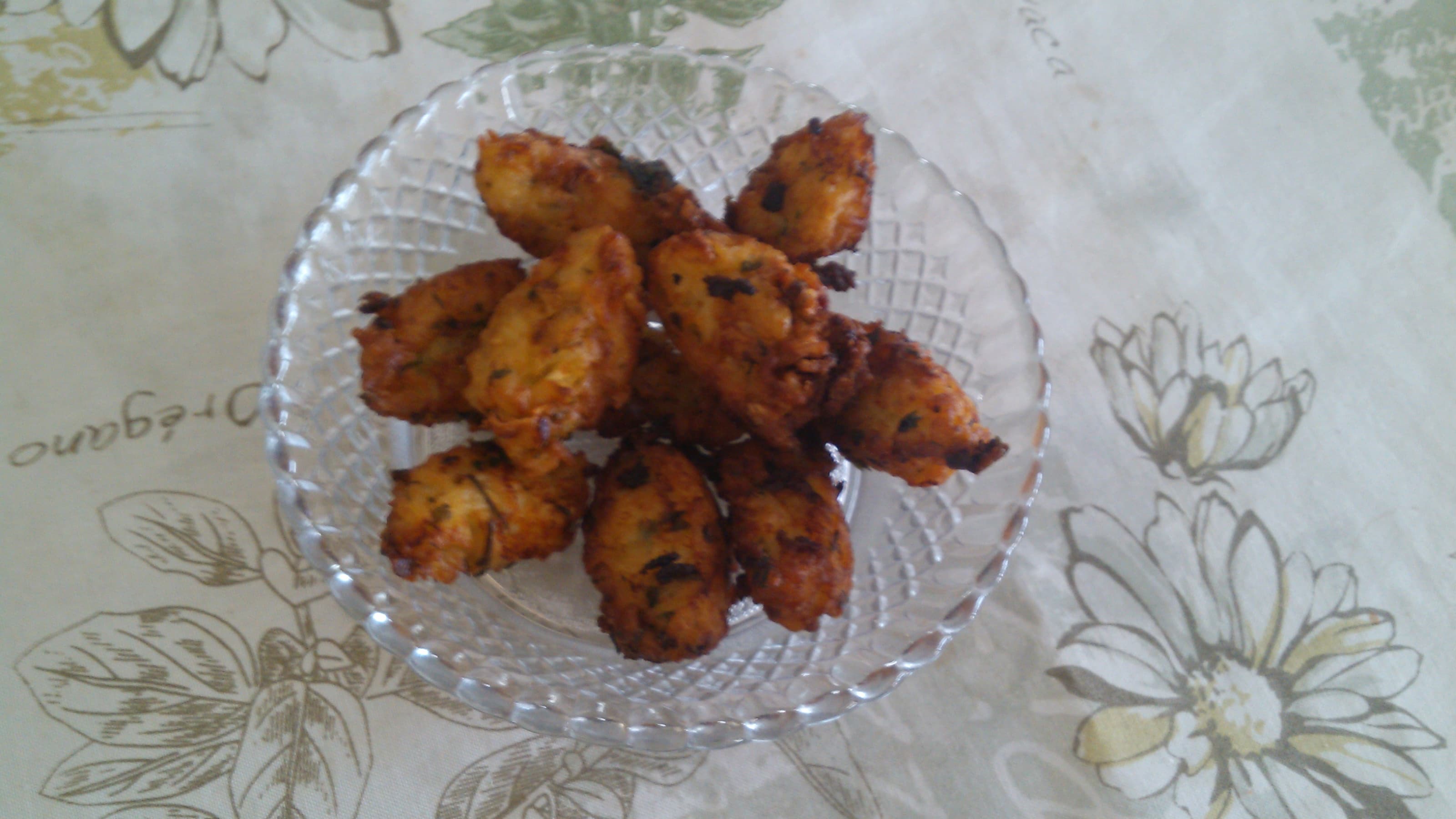 Bolinho de Arroz Picante com Creme de Leite e Hortelã