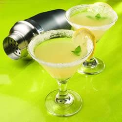 Lemon drop (coquetel de vodca com limão siciliano)