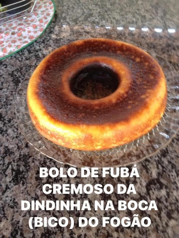 Bolo de Fubá Cremoso da Dindinha na Boca (bico) do fogão