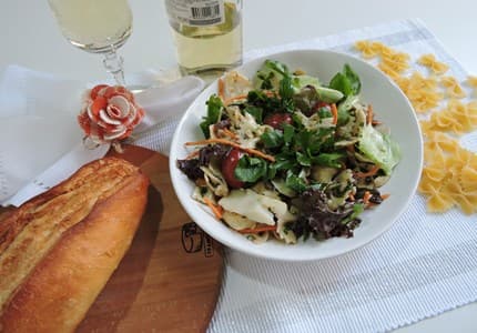 Salada de Macarrão ao Molho de Agrião e Bacalhau